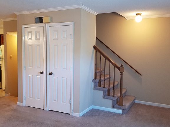 Front Entry Way