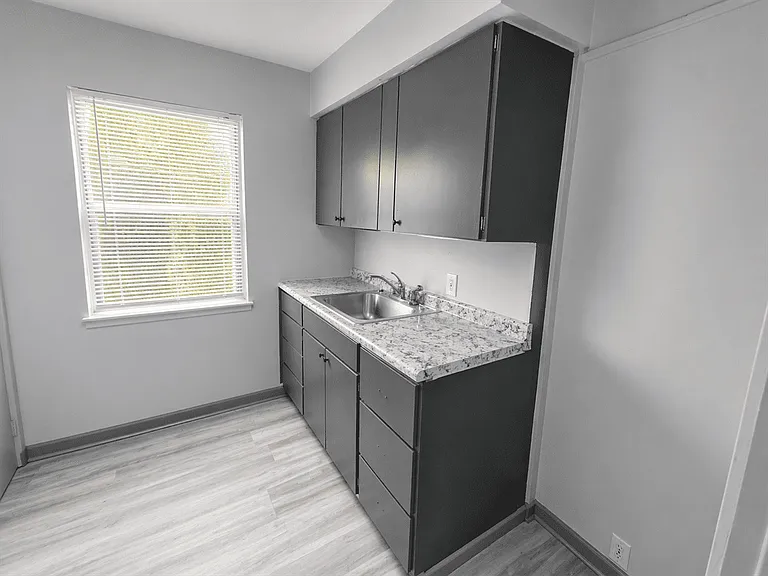 3552 Stanford Pl #3552 — Photo 2