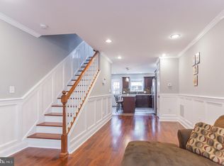 222 Pierce St, Philadelphia, PA 19148