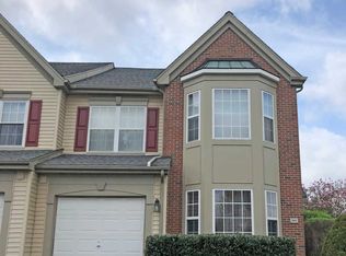 101 White Pine Ct, Warminster, PA 18974