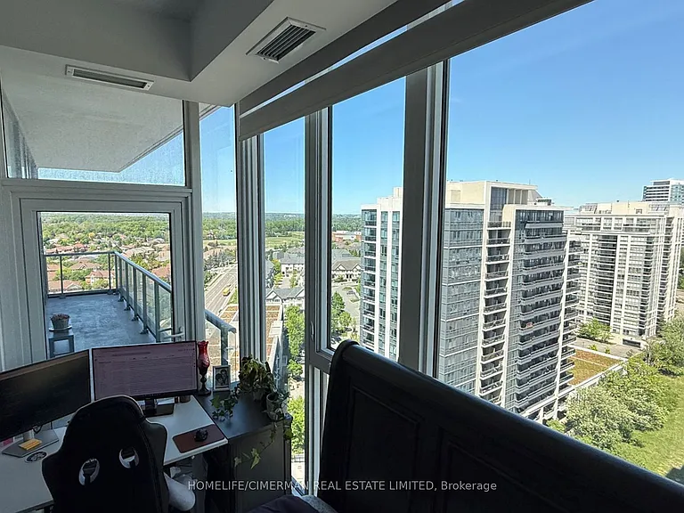 10 Gatineau Dr #1604 — Photo 32