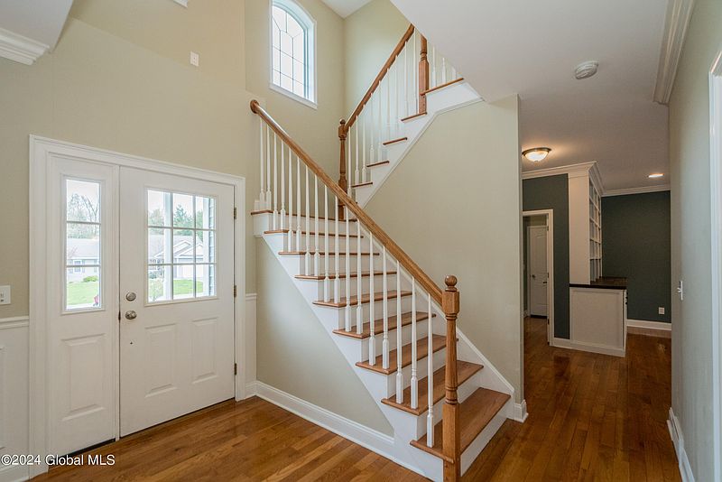 3rd image of 46 Burnham Road