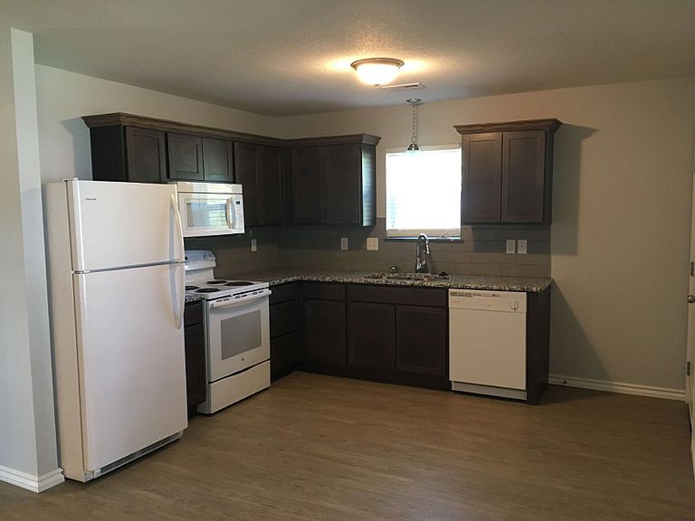 655 E Main St Mulvane, KS, 67110 Apartments for Rent Zillow