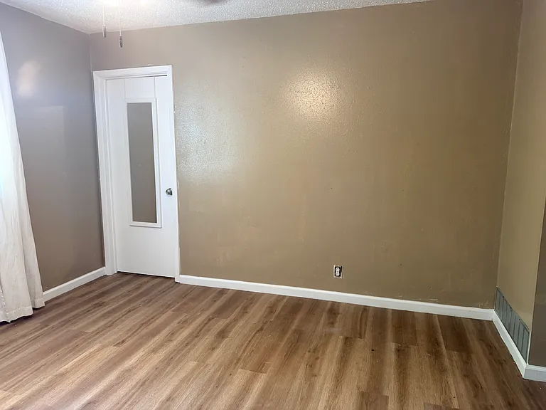 5514 Ghost Hawk St — Photo 8