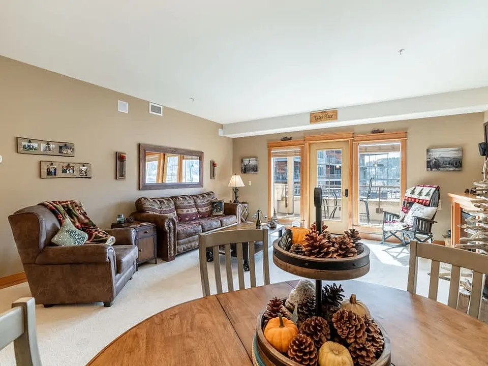 2145 N Main St #ID1542947P