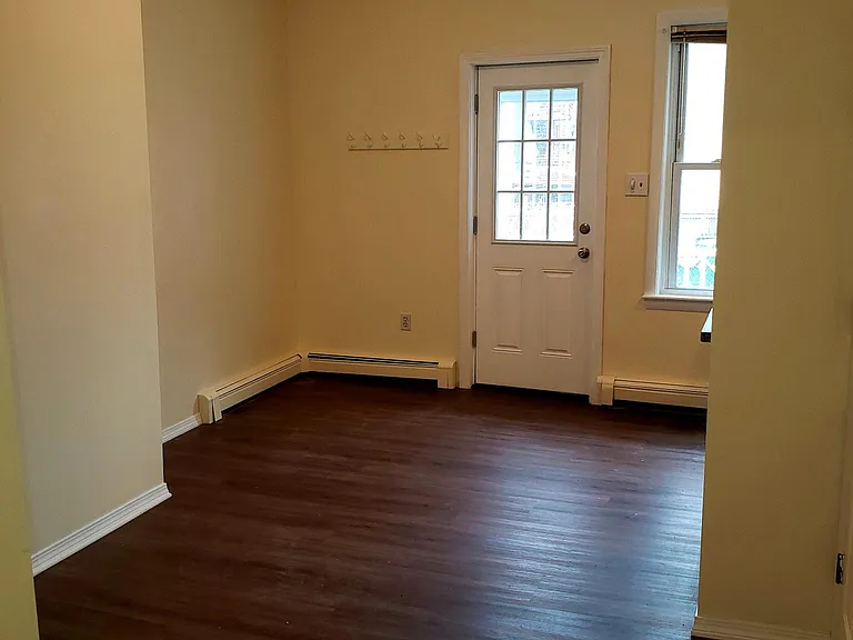 39 Orleans St #1 — Photo 3