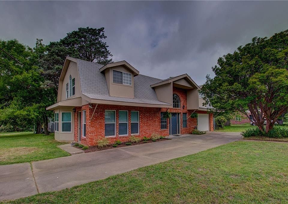 1st image of 312 S Mockingbird Ln