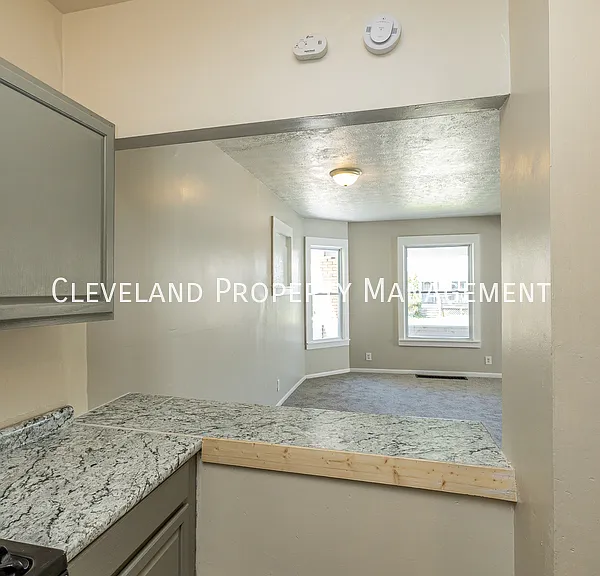 2063 W 104th St #2063 W 104TH ST DOWN — Photo 11