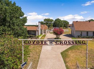 1091 Red Moore Rd, Whitewright, TX 75491