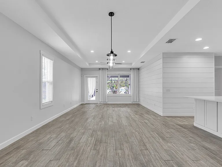 11790 Forest Park Cir — Photo 15