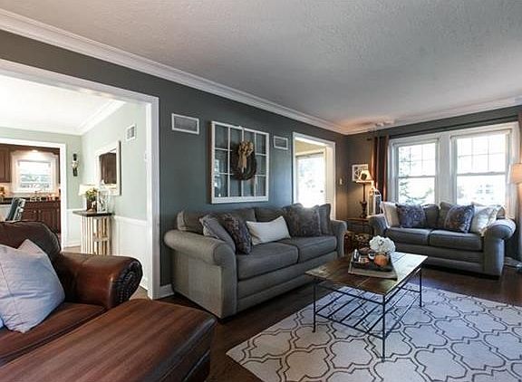 5th image of 2723 W 51st St