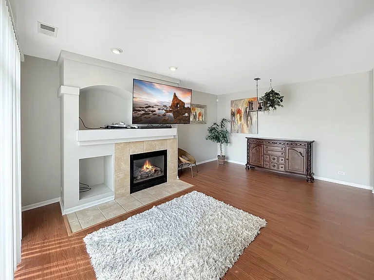 2948 Concord Ln #1 — Photo 2