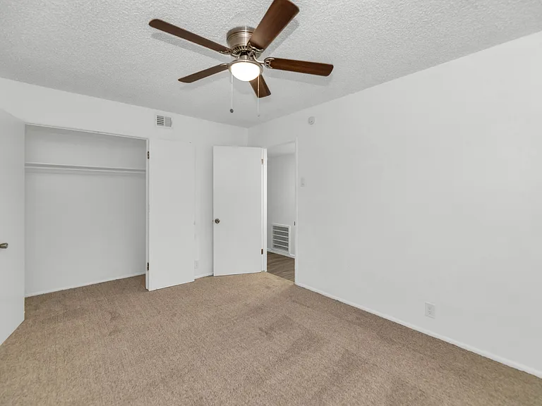 The Phoenix Apartments on 6th Avenue — Photo 13