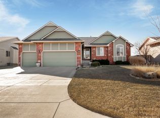 801 W Sandstone Ct, Andover, KS 67002