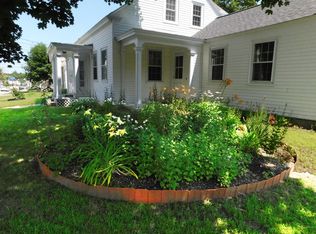 12 High St, Kennebunk, ME 04043