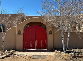 11 Calleja Miramonte, Lamy, NM 87540