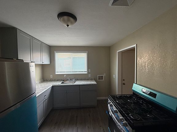 2nd image of 6928 Fresno St APT A