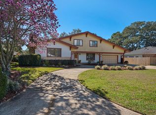 65 Lake Lorraine Cir, Shalimar, FL 32579