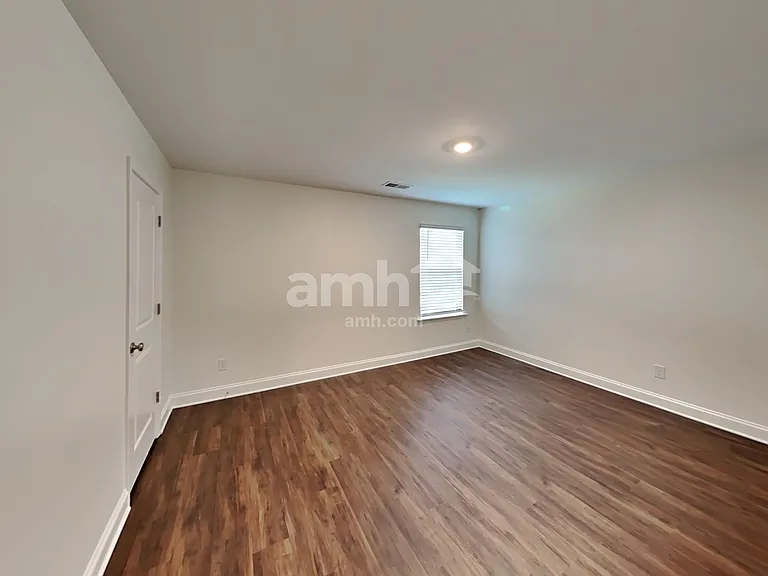 559 Rivermist Dr — Photo 19
