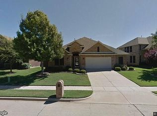 221 Livingston Dr, Hickory Creek, TX 75065