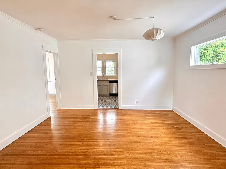 2471 W Ave 32 — Photo 8