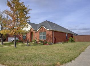 601 Quail Hollow Dr, Midlothian, TX 76065