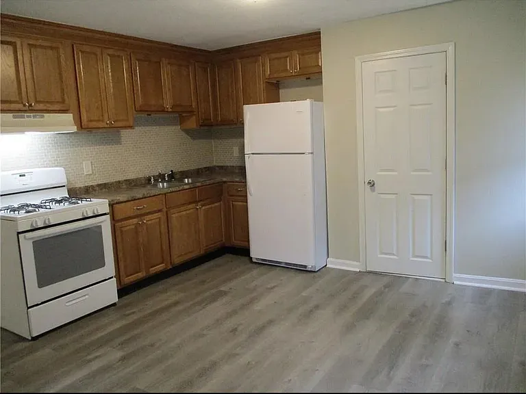 50 Wayne St #2 — Photo 4