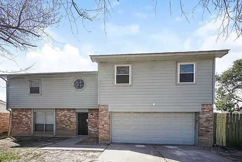 10919 Skybird Dr Photo 1