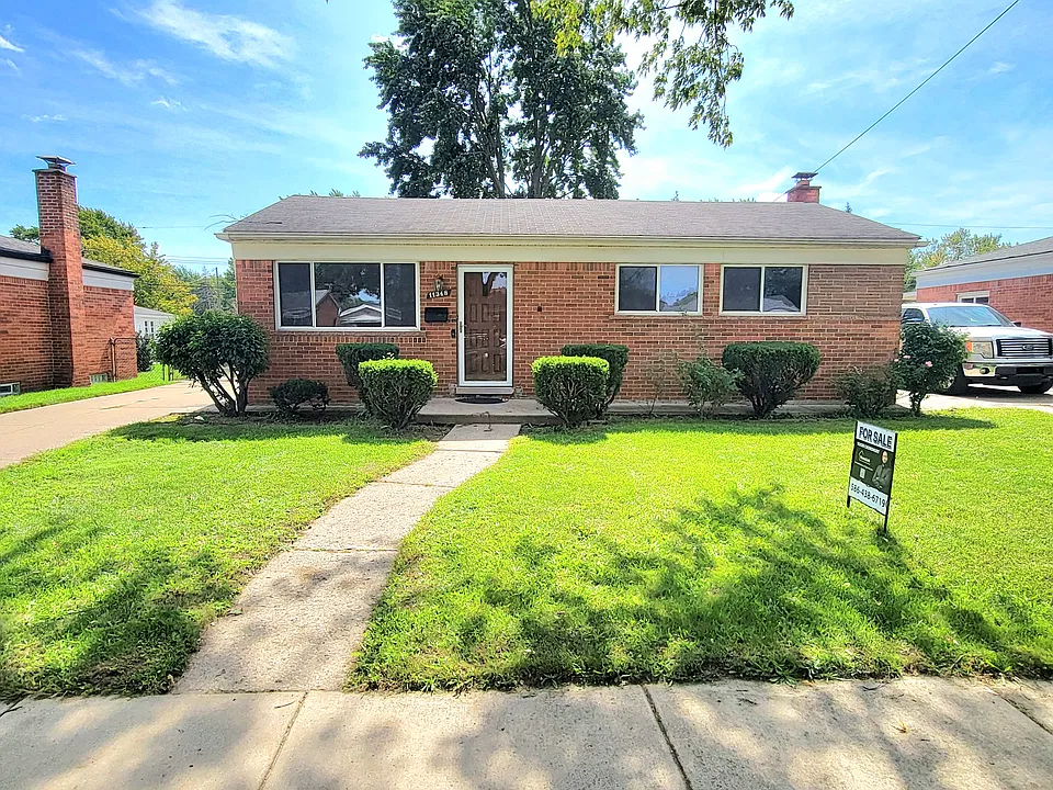 11348 Jonas Ave