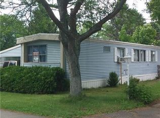 4 Southview Dr, Arcade, NY 14009