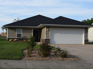 319 Madison Ave, Moberly, MO 65270