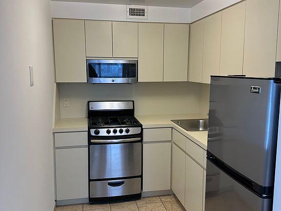 2nd image of 21-10 31st Ave #12
