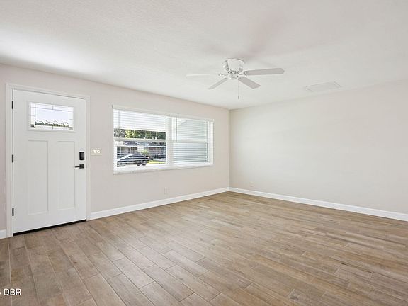 4th image of 2968 Lantern Dr