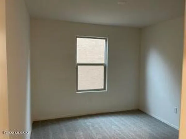 1123 E Descent St — Photo 38