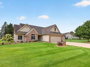 1361 Freedom Pkwy, Winona Lake, IN 46590