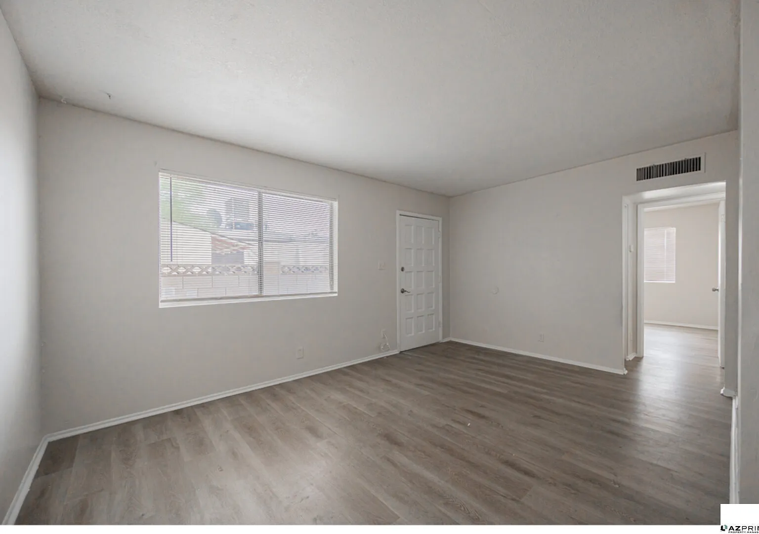 2 bed, 1.0 bath, 736 sqft, $995 — Photo 4