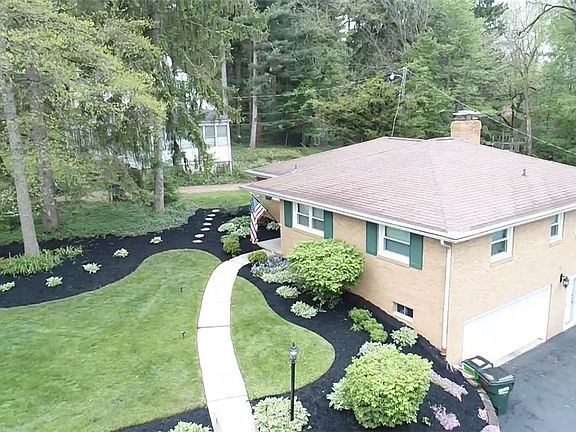 2nd image of 826 E Highland Ave