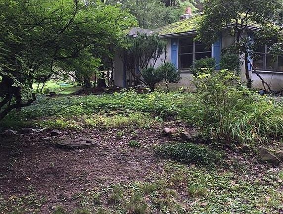 3rd image of 7130 Robinwood Ln