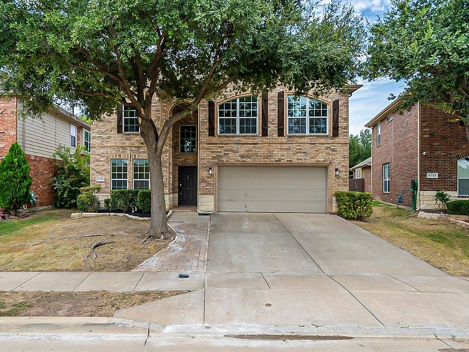 1st image of 8729 Royalwood Dr