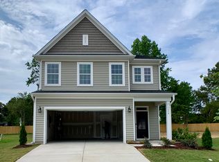 114 Thompson Dr, Selma, NC 27576