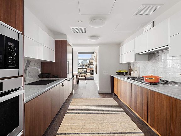 5th image of 35 W 15th St APT 13-A