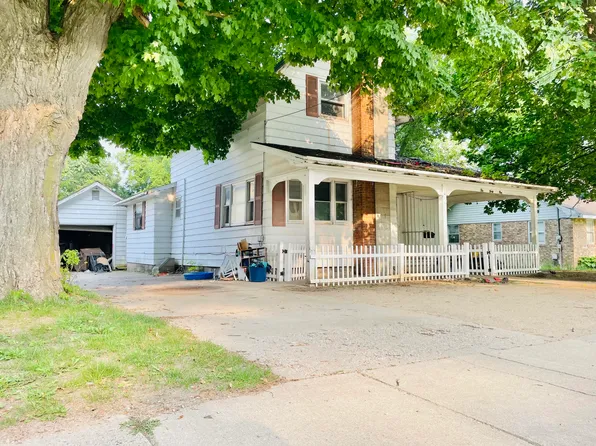 1044 Jordan Lake Ave, Lake Odessa, MI 48849