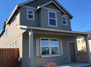 2258 College Way, Medford, OR 97504