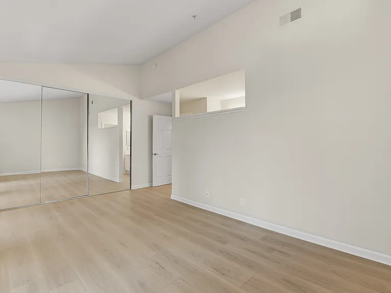 1680 N Coast Hwy N #21 — Photo 5