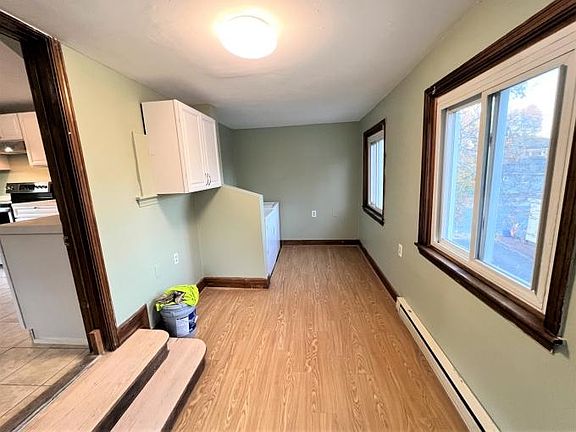 4th image of 28 Lynnfield St #2