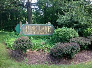 426 Emmett St APT H, Bristol, CT 06010