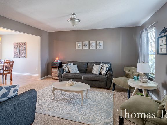4th image of 1626 Sunny Glen Dr SE