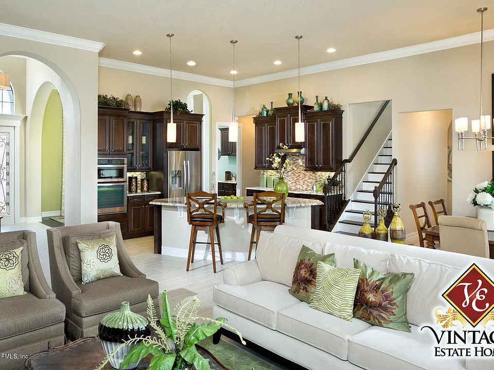 1st image of 100 Diego Ln