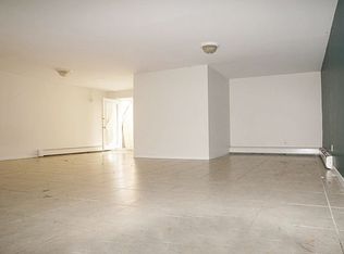 29 Hope St #1A, Brooklyn, NY 11211