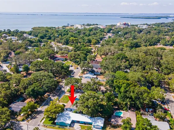 685 1st Ave N, Safety Harbor, FL 34695
